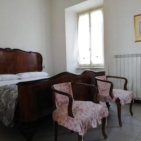 Residenza Santa Valeria Hotel Caglio ภายนอก รูปภาพ