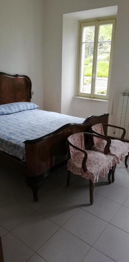 Residenza Santa Valeria Hotel Caglio ภายนอก รูปภาพ