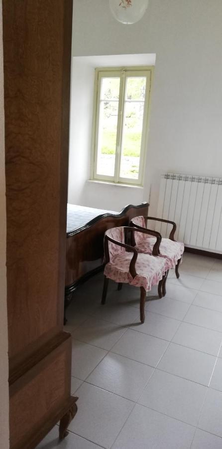 Residenza Santa Valeria Hotel Caglio ภายนอก รูปภาพ