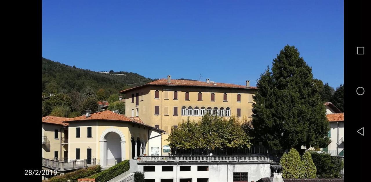Residenza Santa Valeria Hotel Caglio ภายนอก รูปภาพ