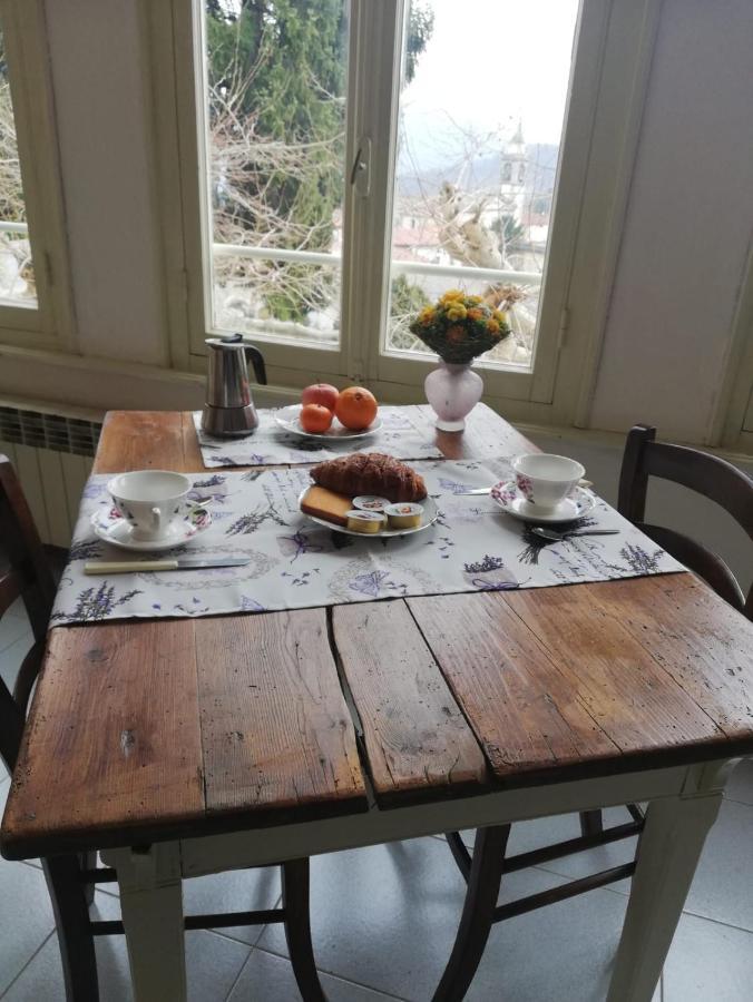 Residenza Santa Valeria Hotel Caglio ภายนอก รูปภาพ