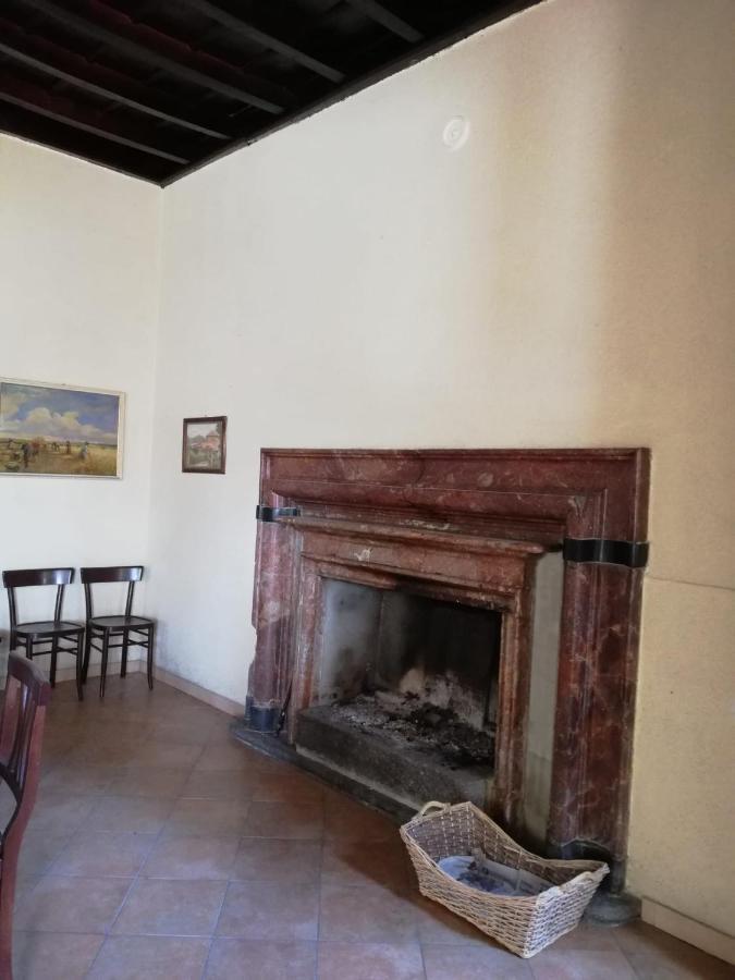 Residenza Santa Valeria Hotel Caglio ภายนอก รูปภาพ