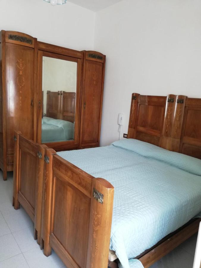 Residenza Santa Valeria Hotel Caglio ภายนอก รูปภาพ