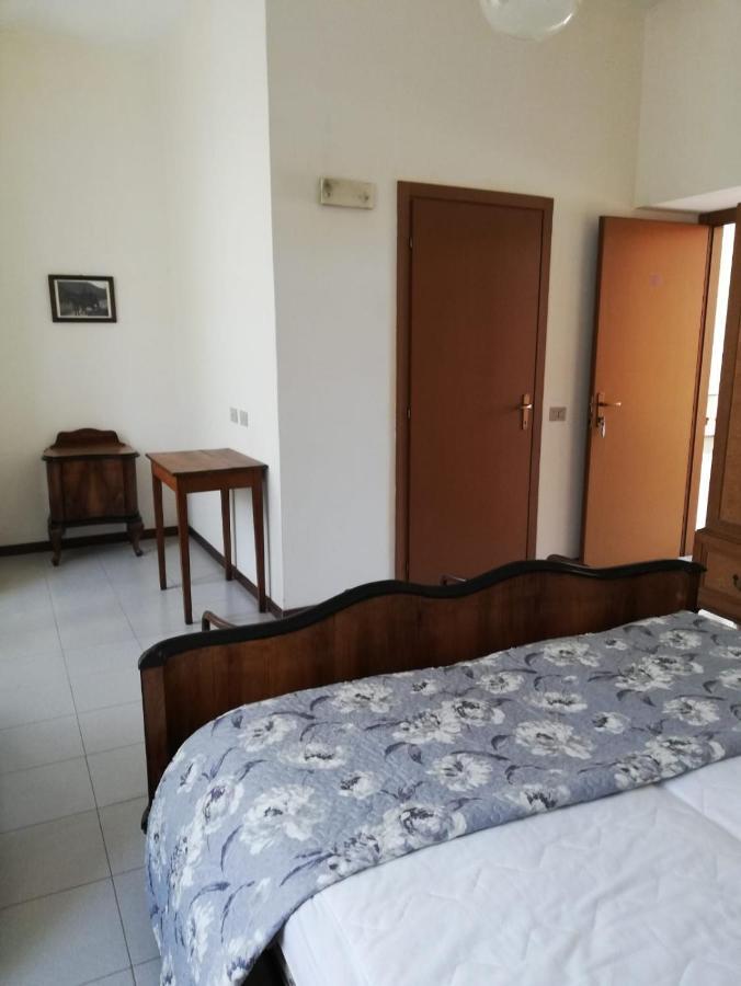 Residenza Santa Valeria Hotel Caglio ภายนอก รูปภาพ